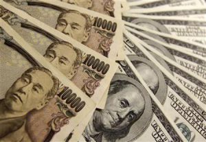 image of japanese notes and US dollar bills